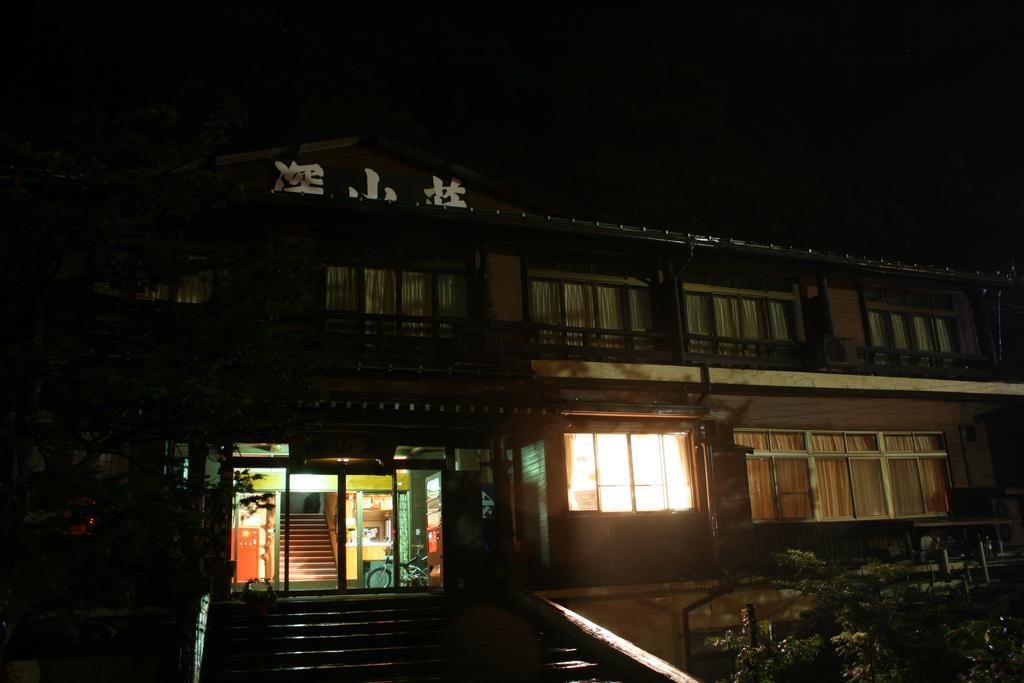 Shinzanso Hotel Takayama  Exterior photo